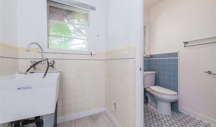 212 W Las Flores Ave, Arcadia, CA 91007 - 2 Beds, 2 Bath