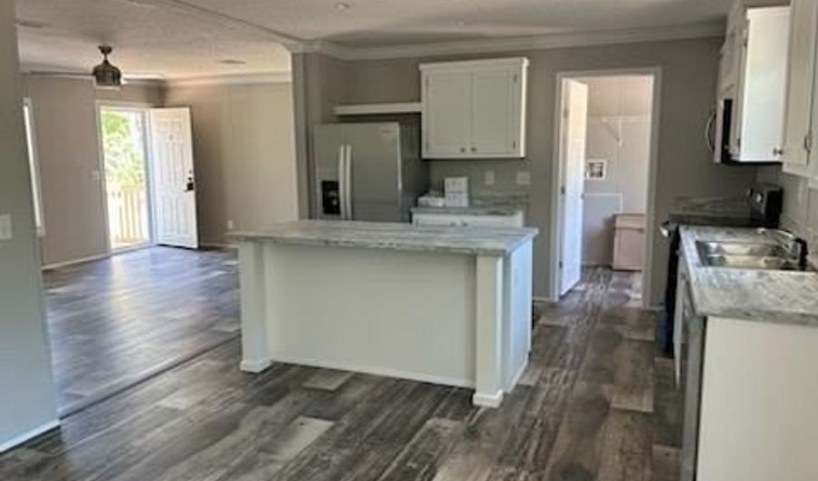 908 Bethel Freewill Rd, Baxley, GA 31513 - 4 Beds, 2 Bath