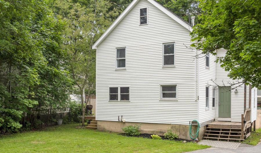 26 Wesley St Ct, Bath, ME 04530 - 3 Beds, 2 Bath