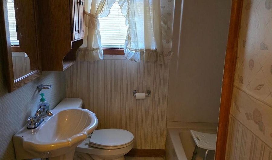 1911 TOLSON Ave, Baltimore, MD 21222 - 3 Beds, 1 Bath