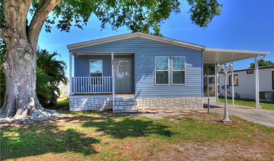 918 Laurel Cir, Barefoot Bay, FL 32976 - 3 Beds, 2 Bath