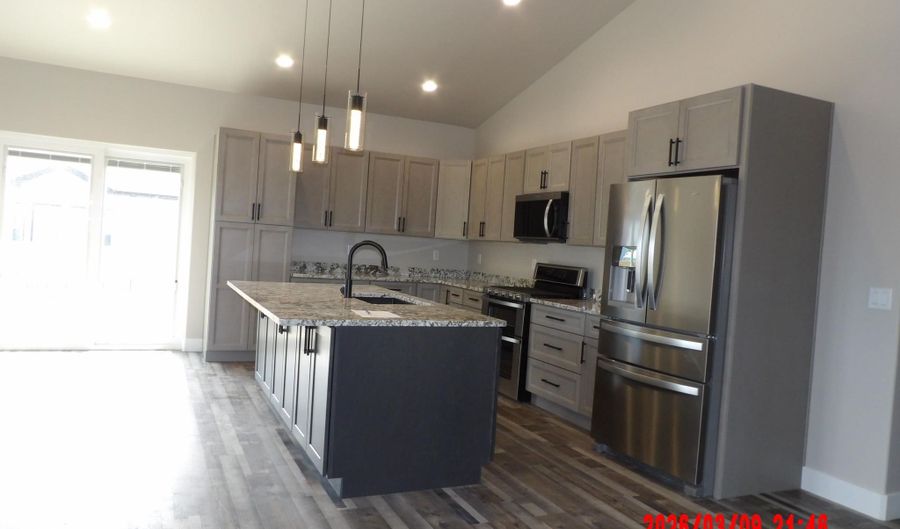 2233 Zuni Trl, Bar Nunn, WY 82601 - 3 Beds, 2 Bath