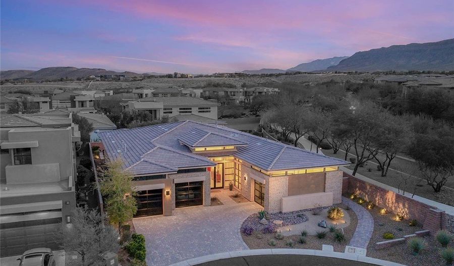 39 CRANBERRY COVE Ct, Las Vegas, NV 89135 - 3 Beds, 4 Bath