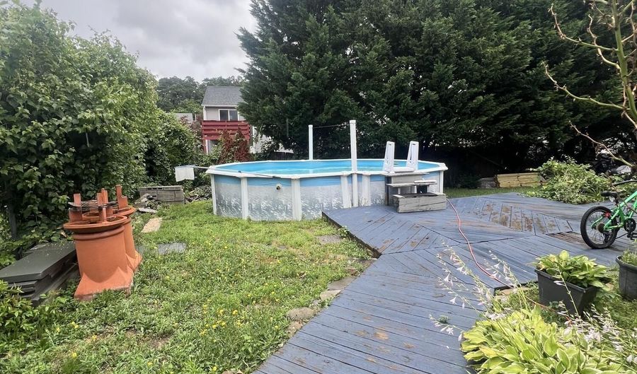 8 Compass Ln, Barnegat, NJ 08005 - 3 Beds, 4 Bath