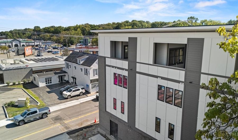 3725 Isabella Ave, Cincinnati, OH 45209 - 3 Beds, 4 Bath