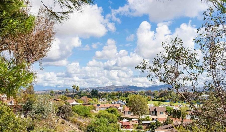 1540 Highridge Dr, Oceanside, CA 92056 - 2 Beds, 2 Bath