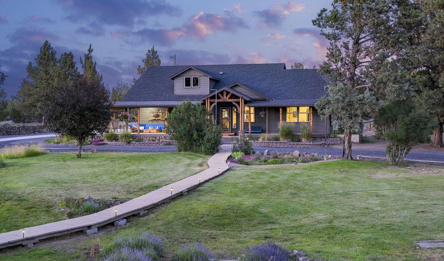 64350 Old Bend Redmond Hwy, Bend, OR 97703 - 3 Beds, 3 Bath