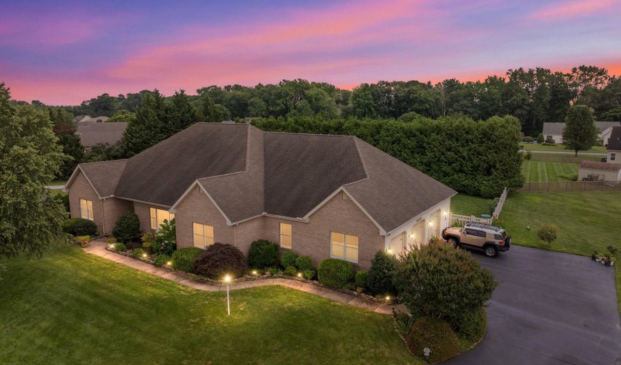 11 GREAT DAY Ct, Dover, DE 19901 - 4 Beds, 5 Bath