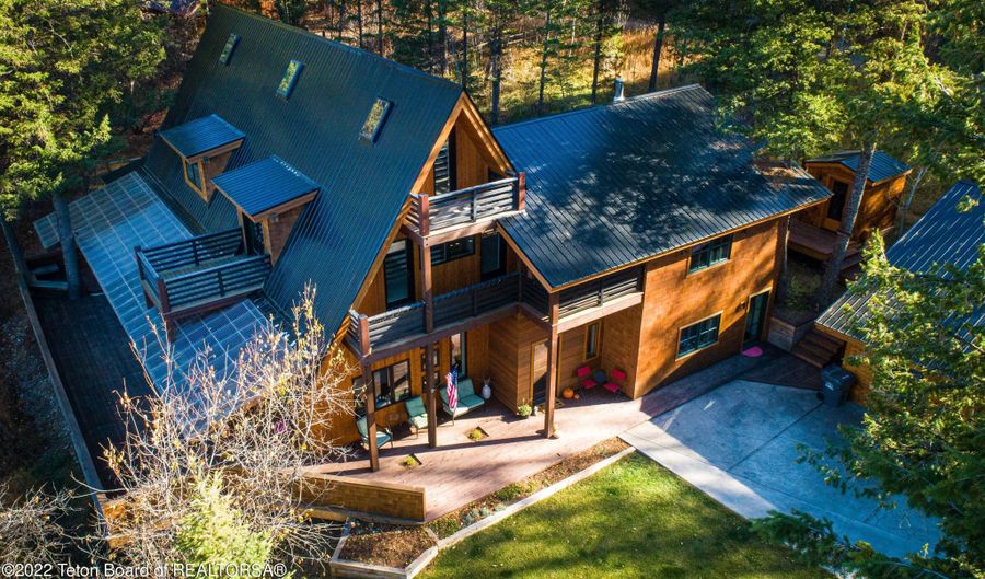 794 TERRACE Dr, Alpine, WY 83128 - 6 Beds, 5 Bath