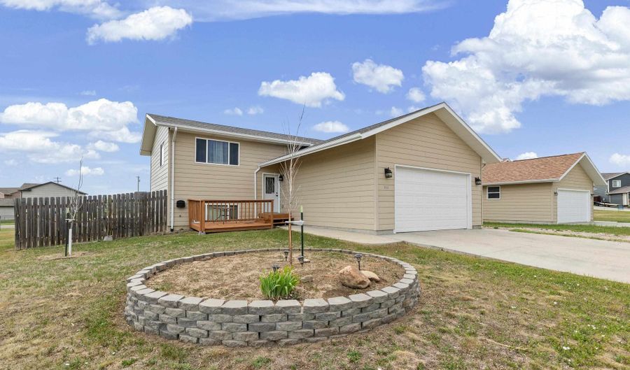 740 Bear Tooth Ct, Box Elder, SD 57719 - 4 Beds, 2 Bath