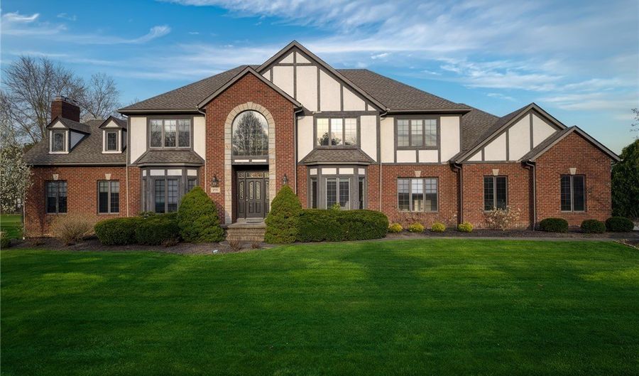 275 Camden Ln, Aurora, OH 44202 - 4 Beds, 5 Bath