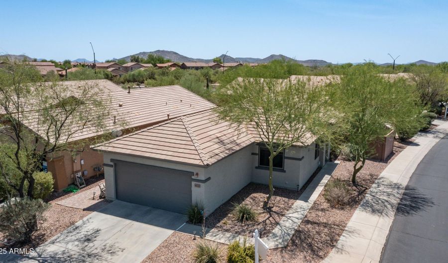 40130 N THUNDER HILLS Ct, Anthem, AZ 85086 - 3 Beds, 2 Bath