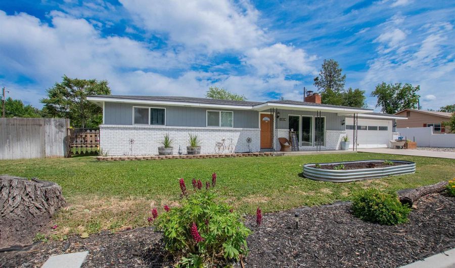 1220 N Ohio Ave, Caldwell, ID 83605 - 3 Beds, 2 Bath