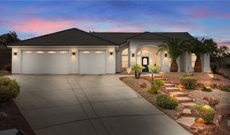 3470 Warren Ct, Bullhead City, AZ 86429 - 4 Beds, 3 Bath