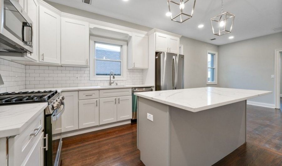31 Carmer Ave, Belleville, NJ 07109 - 2 Beds, 1 Bath