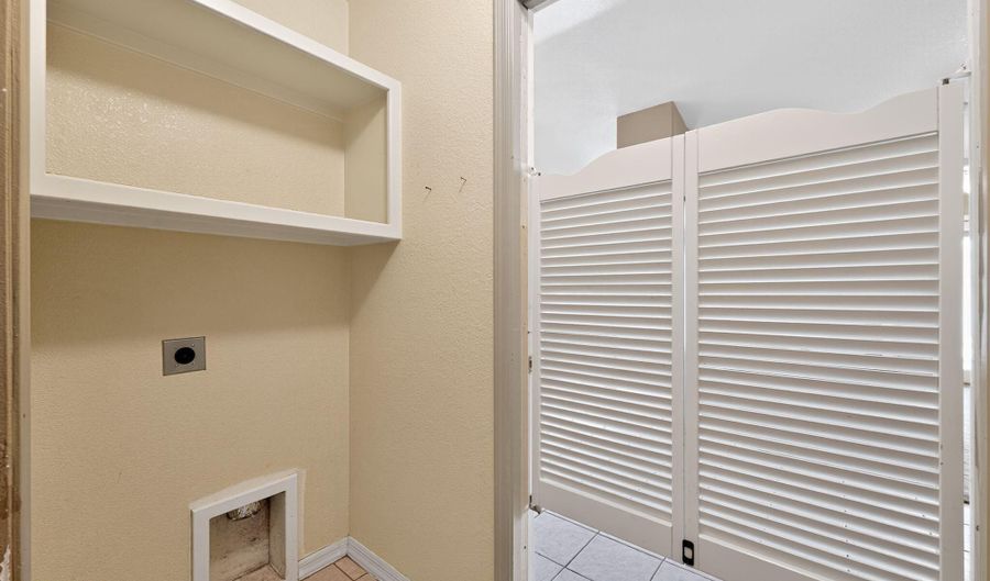 10990 W GUAYMAS Dr, Arizona City, AZ 85123 - 3 Beds, 2 Bath