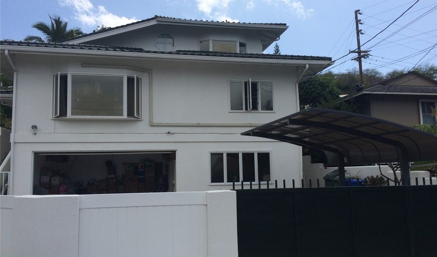 4607 Aliikoa St, Honolulu, HI 96821 - 1 Beds, 1 Bath