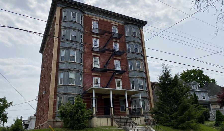 38 S Main Ave, Albany, NY 12208 - 22 Beds, 21 Bath