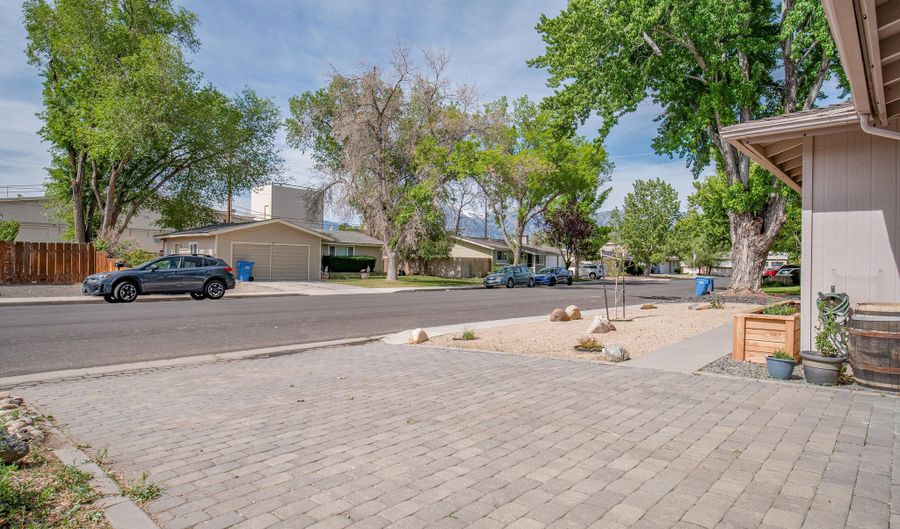 1314 Toiyabe Ave, Gardnerville, NV 89410 - 3 Beds, 2 Bath