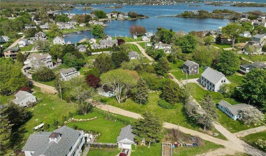 44 Kilburn St, Charlestown, RI 02813 - 3 Beds, 1 Bath