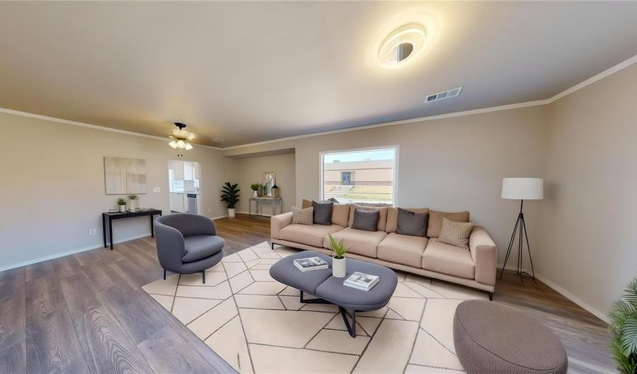 403 SE Carter St, Ardmore, OK 73401 - 3 Beds, 2 Bath