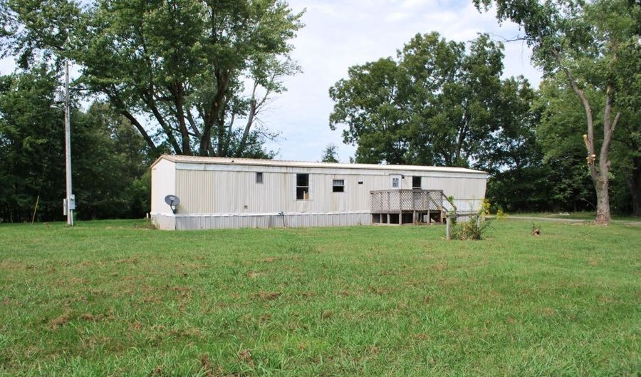 23191 State Highway 25, Bloomfield, MO 63825 - 3 Beds, 1 Bath