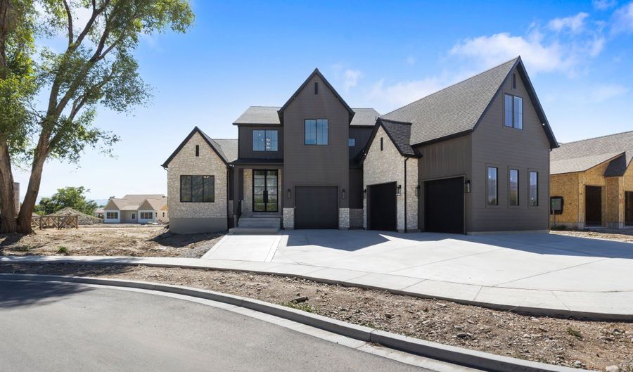 1027 N 390 E, American Fork, UT 84003 - 5 Beds, 4 Bath