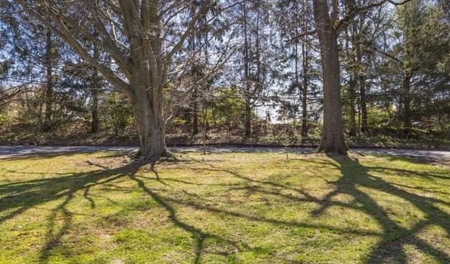 820 SHARPLESS Rd, Hockessin, DE 19707 - 3 Beds, 3 Bath