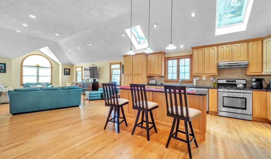 18 Baldwin Rd, Billerica, MA 01821 - 4 Beds, 3 Bath