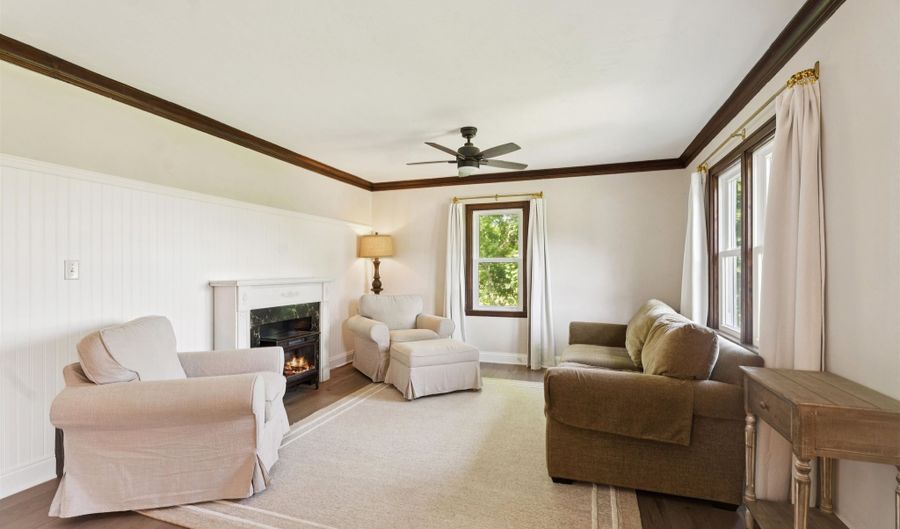 3207 WINNEGAMIE Dr, Appleton, WI 54914 - 4 Beds, 2 Bath