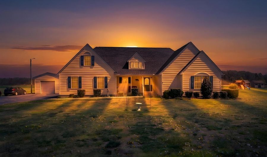 14013 MILE STRETCH Rd, Greenwood, DE 19950 - 4 Beds, 3 Bath