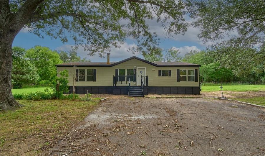 3509 County Road 3711, Wills Point, TX 75169 - 3 Beds, 2 Bath