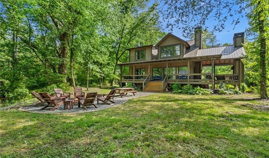 496 Silver Creek Rd, Blue Ridge, GA 30513 - 3 Beds, 3 Bath