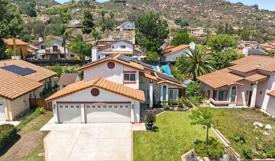 2760 Fieldbrook Way, Escondido, CA 92027 - 3 Beds, 3 Bath