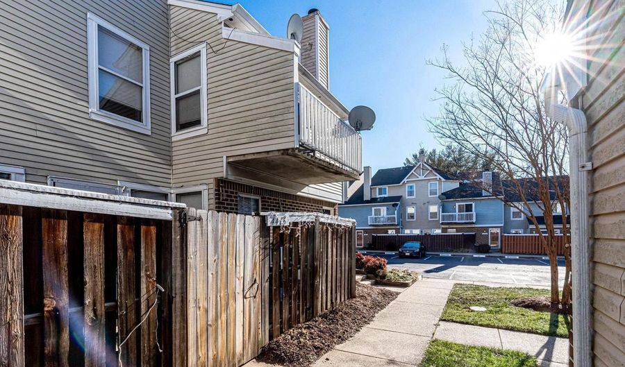 4418 PEMBROOK VILLAGE Dr 121, Alexandria, VA 22309 - 2 Beds, 2 Bath