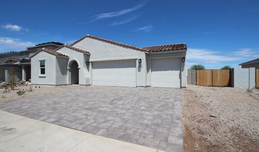 2050 E Piedmont Pl, Casa Grande, AZ 85122 - 3 Beds, 3 Bath