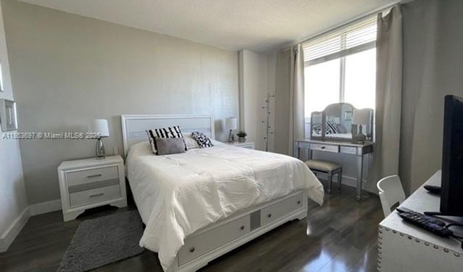 18800 NE 29th Ave 1004, Aventura, FL 33180 - 2 Beds, 2 Bath
