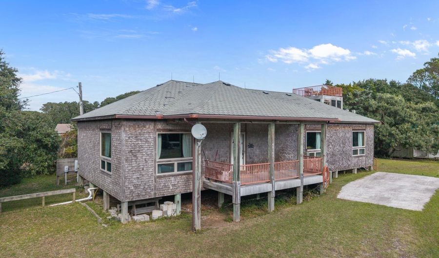 40145 N End Rd, Avon, NC 27915 - 2 Beds, 2 Bath