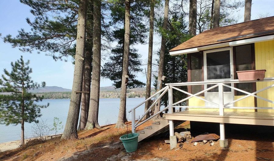 19 Arrowhead Point Rd, Bristol, NH 03222 - 3 Beds, 1 Bath