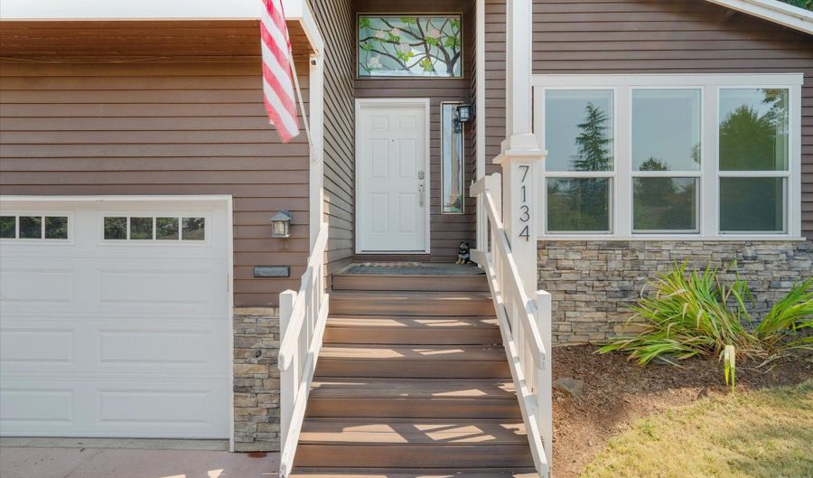 7134 SW 184TH Pl, Beaverton, OR 97007 - 4 Beds, 2 Bath