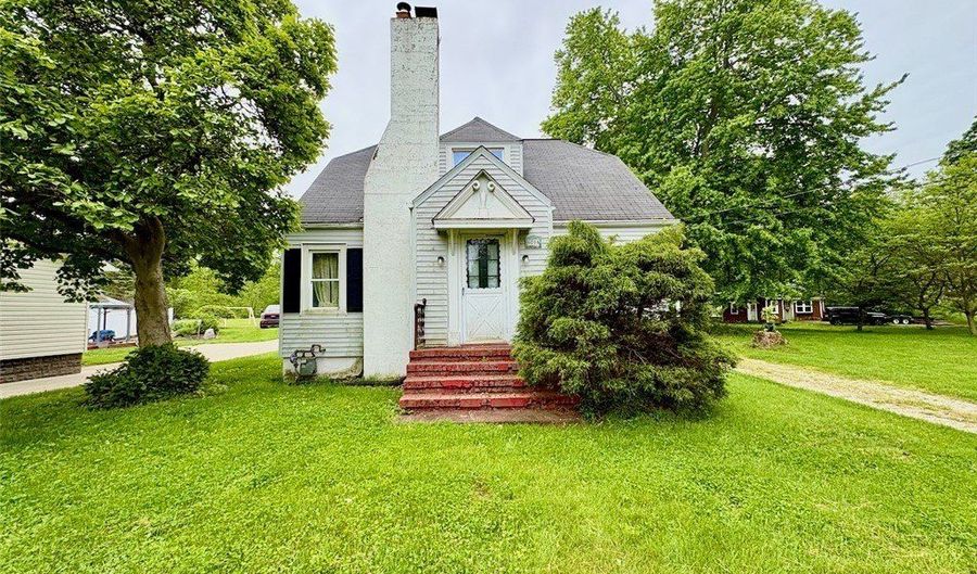 6014 N Ridge Rd W, Ashtabula, OH 44004 - 3 Beds, 2 Bath