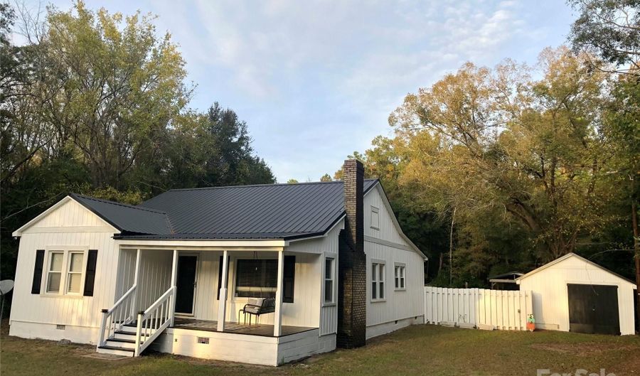 406 Blackmon St N, Bethune, SC 29009 - 4 Beds, 1 Bath