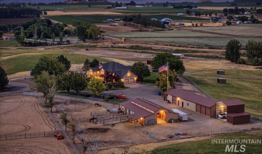 20337 Maggard Ln, Caldwell, ID 83607 - 4 Beds, 4 Bath