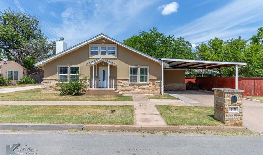 1718 S 12th St, Abilene, TX 79602 - 4 Beds, 3 Bath