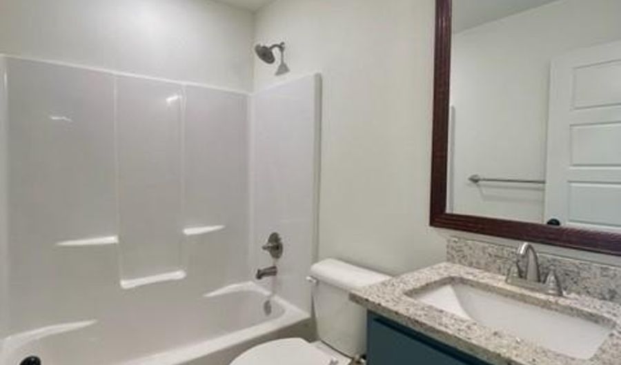 277 Kinross Dr, Bella Vista, AR 72715 - 3 Beds, 2 Bath