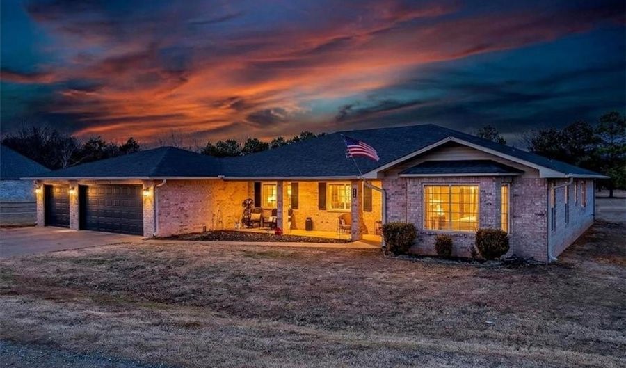 172 Luckau Ln, Alma, AR 72921 - 3 Beds, 2 Bath