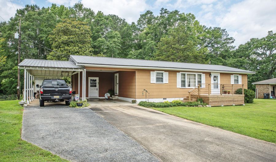 1334 Scott Rd, Alexander City, AL 35010 - 3 Beds, 2 Bath