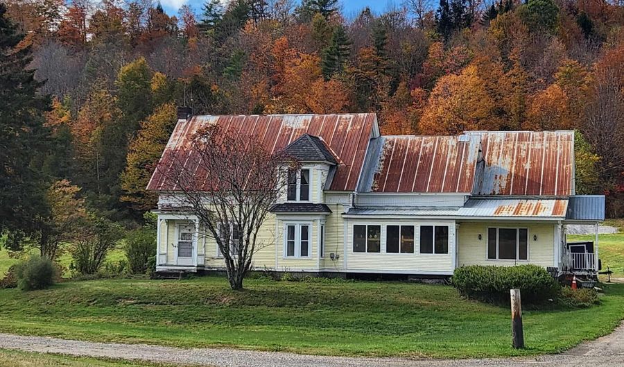 2325 Vt Rte 215 S, Cabot, VT 05647 - 6 Beds, 2 Bath