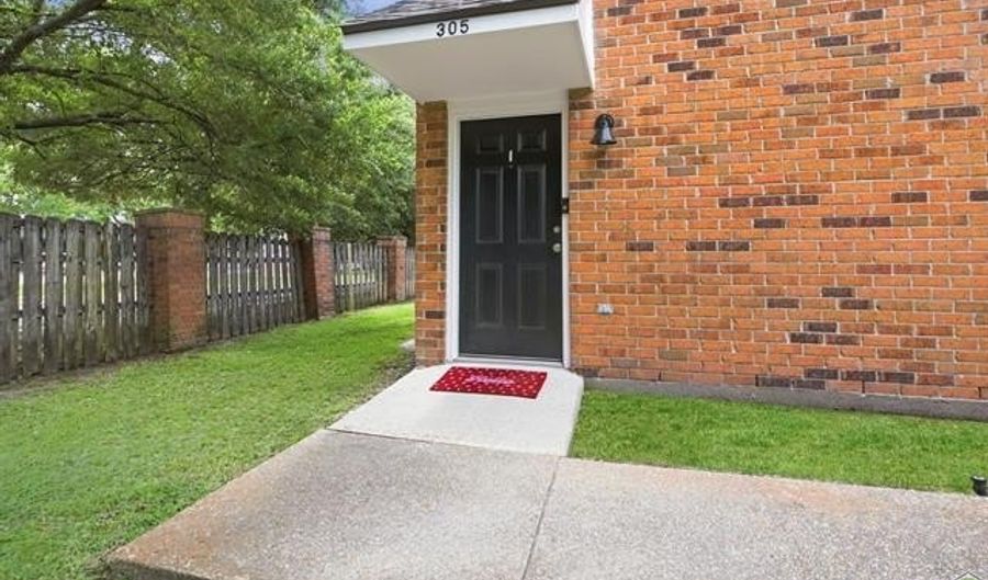 710 E Boyd Dr 305, Baton Rouge, LA 70808 - 3 Beds, 3 Bath