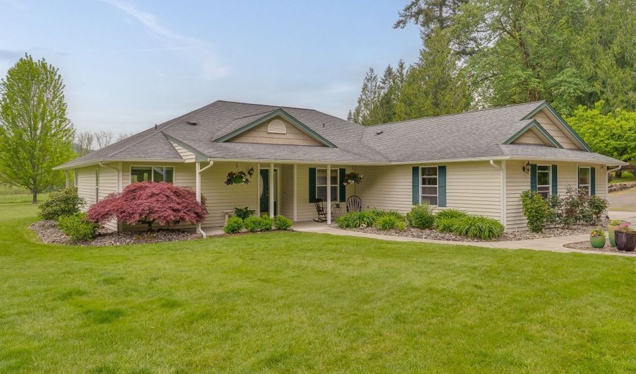 40500 NE 261ST Ct, Amboy, WA 98601 - 3 Beds, 2 Bath
